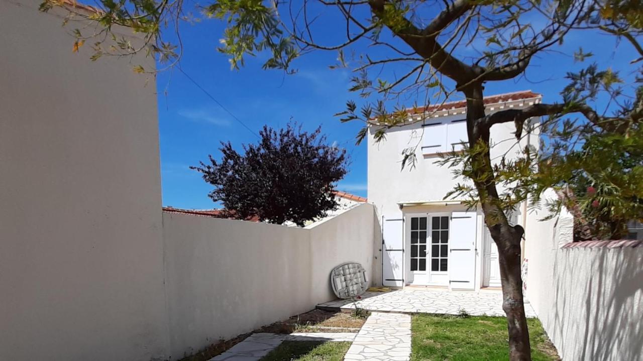 Charmante Maison De Ville Avec Jardin - 2 Chambres - 5 Pers Saint-Jean-de-Monts Eksteriør billede